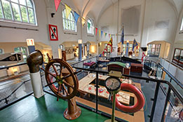 Binnenschifffahrtsmuseum 069 800