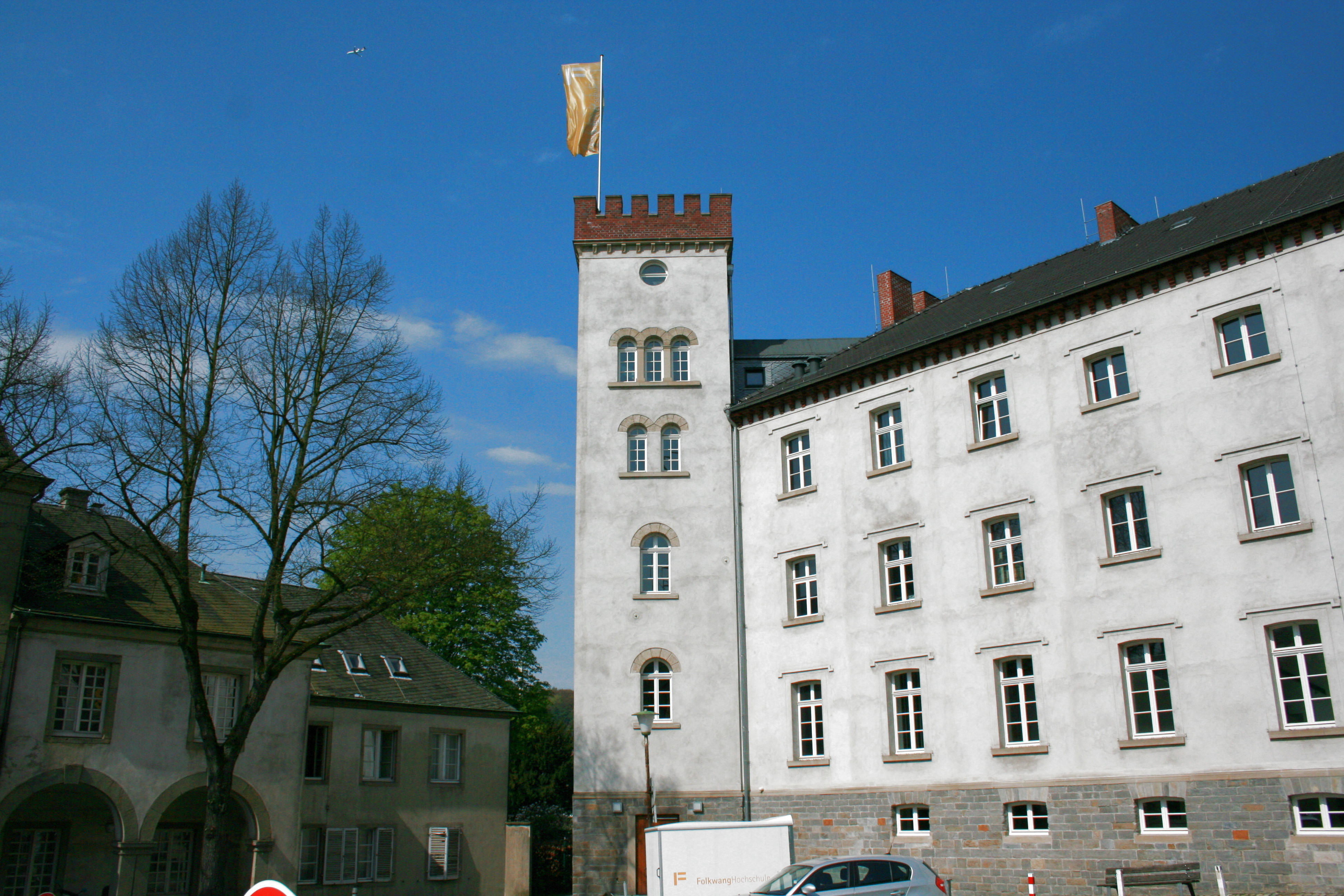 Kloster-Essen_Werden_-_Folkwang-Hochschule_05_ies.jpg